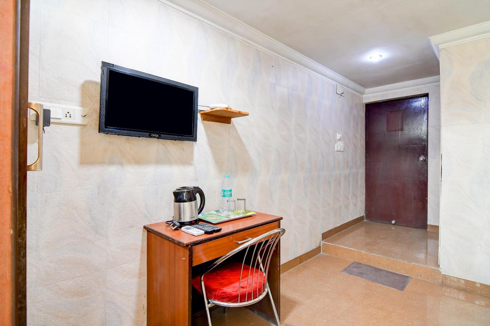 Brill Raj Palace Near City Centre 2 Калькутта Экстерьер фото