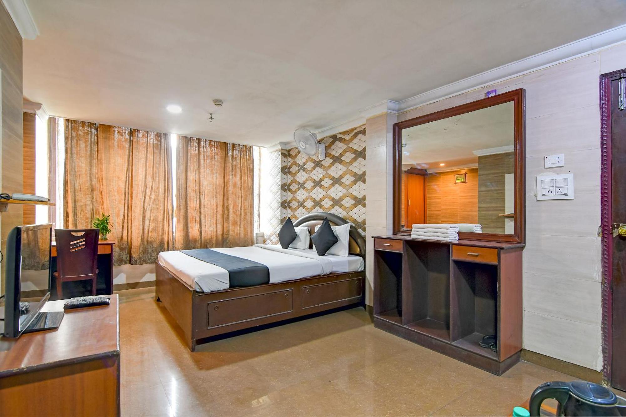 Brill Raj Palace Near City Centre 2 Калькутта Экстерьер фото