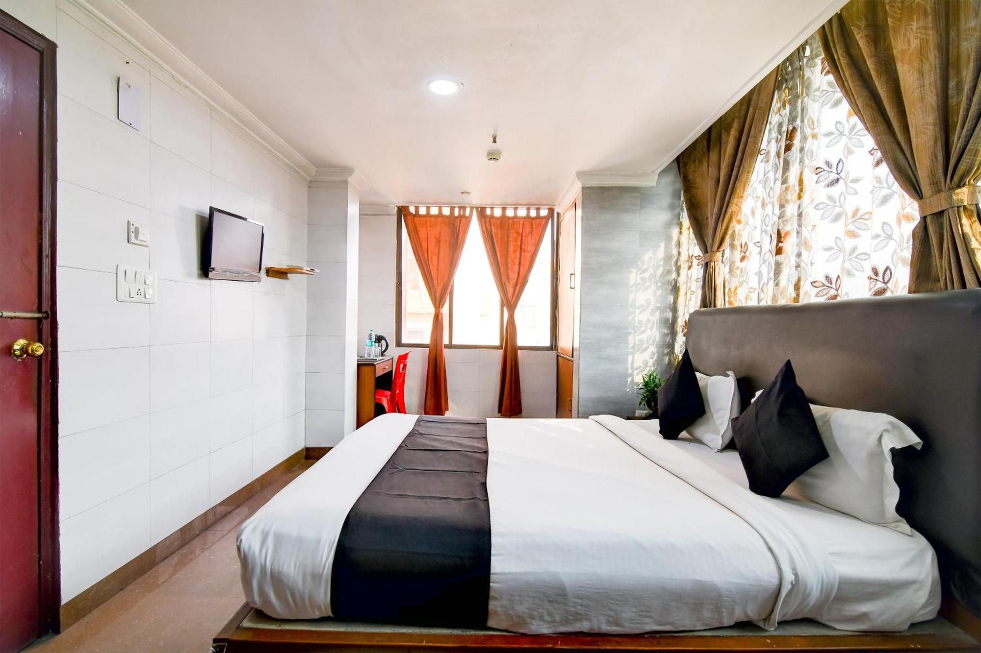 Brill Raj Palace Near City Centre 2 Калькутта Экстерьер фото